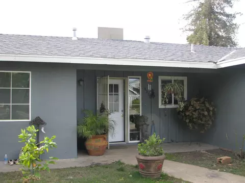4310 Twain Dr, Olivehurst, CA 95961 photo 1