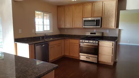4393 Lever Ave, Olivehurst, CA 95961 photo 2