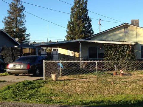 1943 16th St, Olivehurst, CA 95961 photo 1