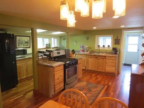 1647 10th Ave, Olivehurst, CA 95961 photo 2