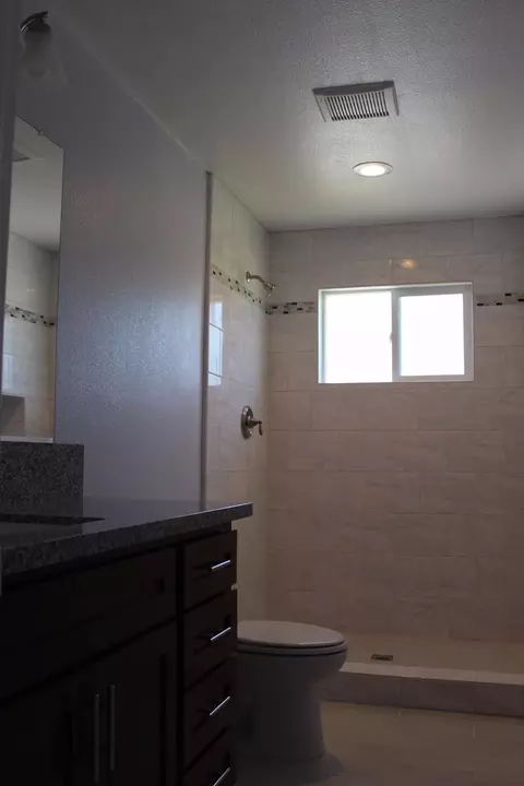 4448 Powerline Rd, Olivehurst, CA 95961 photo 2