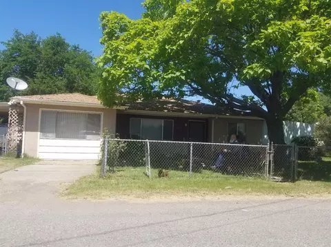 1975 8th Ave, Olivehurst, CA 95961 photo 1