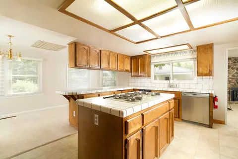 1916 Acacia Ave, Sutter, CA 95982 photo 9