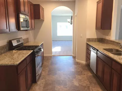 2092 Moss Glen Loop, Linda, CA 95901 photo 4