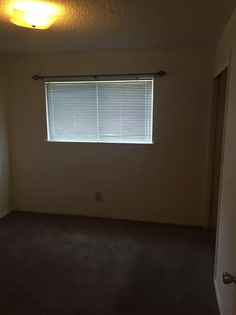 1993 17th St, Olivehurst, CA 95961 photo 11