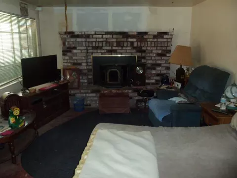 1921 Baugh St, Olivehurst, CA 95961 photo 9