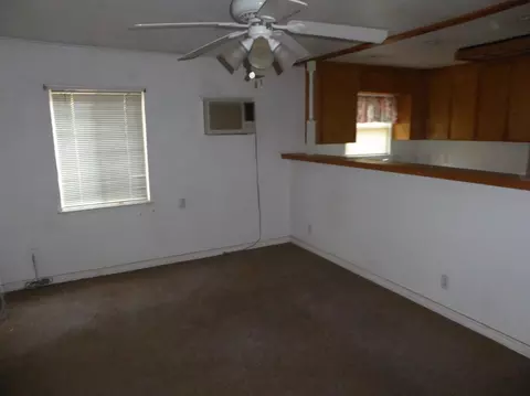 129 Vermont St, Gridley, CA 95948 photo 2
