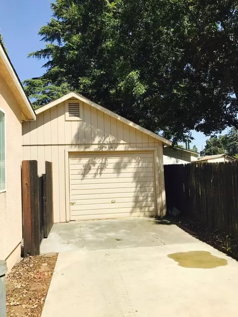 1024 Ohio St, Gridley, CA 95948 photo 3