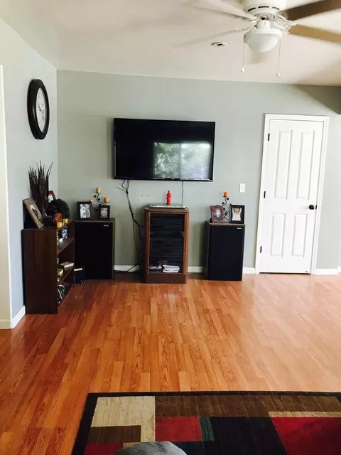 1024 Ohio St, Gridley, CA 95948 photo 7