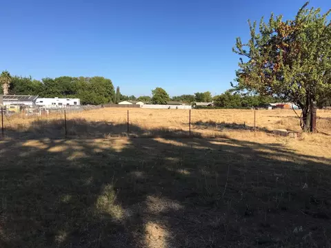 4565 Ardmore Ave, Olivehurst, CA 95961 photo 9