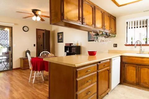 1872 18th St, Olivehurst, CA 95961 photo 4