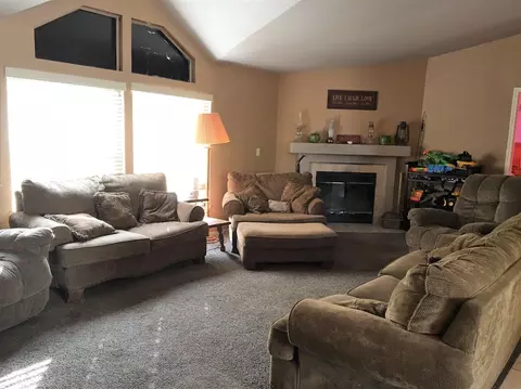 4906 Western Ave, Olivehurst, CA 95961 photo 6