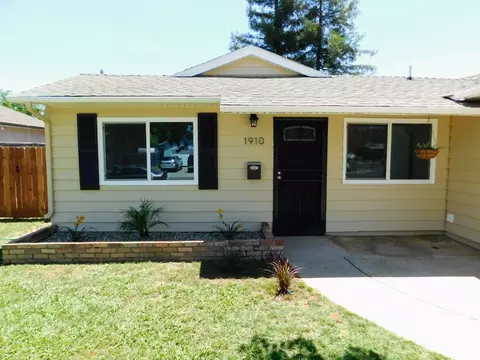 1910 14th St, Olivehurst, CA 95961 photo 2