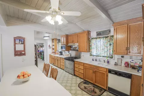 4864 Feather River Blvd, Olivehurst, CA 95961 photo 14