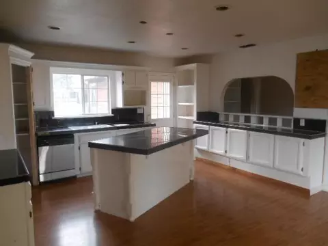 1135 5th St, Meridian, CA 95957 photo 4