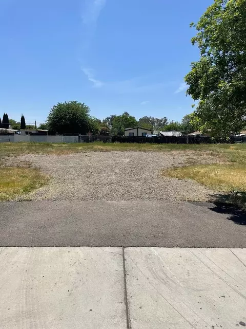 1908 7th Ave, Olivehurst, CA 95961 photo 1