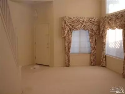 2257 Garnet Dr, Vallejo, CA 94591 photo 3