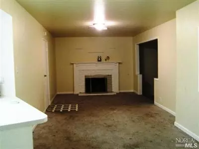 363 Lily St, Fairfield, CA 94533 photo 2