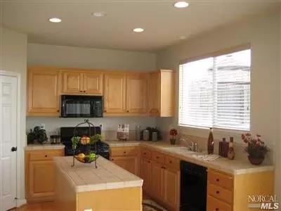 4080 Penny Ln, Vallejo, CA 94591 photo 3