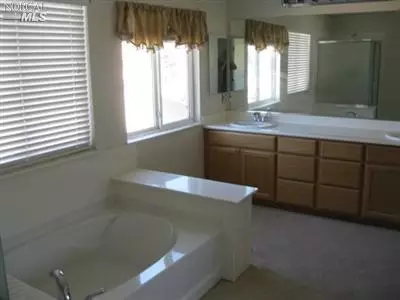 5130 Rowe Dr, Fairfield, CA 94533 photo 6