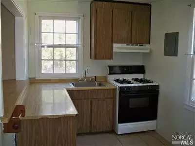 70 Baldwin St, Vallejo, CA 94590 photo 2