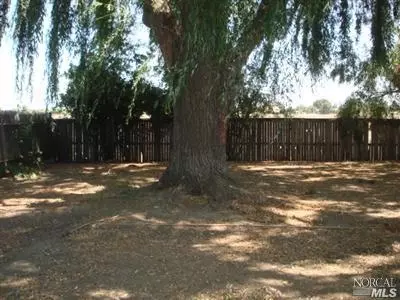 1305 Hillview Dr, Dixon, CA 95620 photo 2