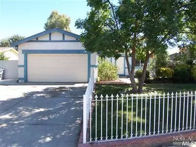 610 W Creekside Cir, Dixon, CA 95620 photo 1