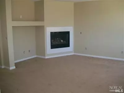 653 Ruby Dr, Vacaville, CA 95687 photo 9