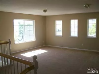 653 Ruby Dr, Vacaville, CA 95687 photo 5