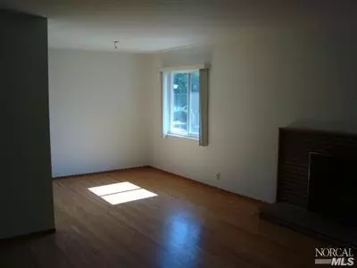 1309 Lassen St, Vallejo, CA 94591 photo 4