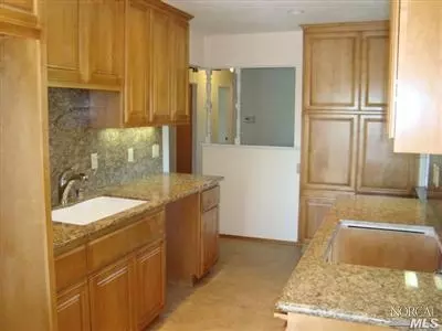 1309 Lassen St, Vallejo, CA 94591 photo 2