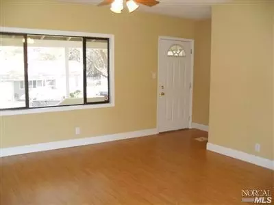 121 Gary Cir, Vallejo, CA 94591 photo 3