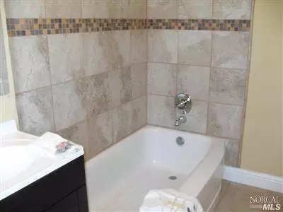 121 Gary Cir, Vallejo, CA 94591 photo 5