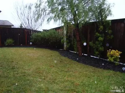 813 Walden Ct, Fairfield, CA 94533 photo 12