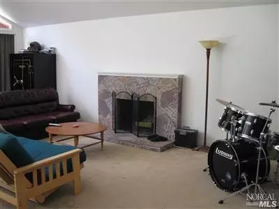 247 Sonora Pass Rd, Vallejo, CA 94589 photo 2