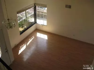 77 Canterbury Cir, Vallejo, CA 94591 photo 7