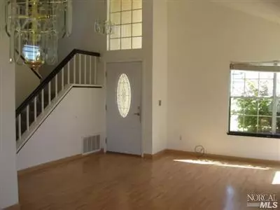 77 Canterbury Cir, Vallejo, CA 94591 photo 5