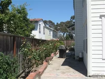 310 Poplar Ave, Vallejo, CA 94592 photo 5