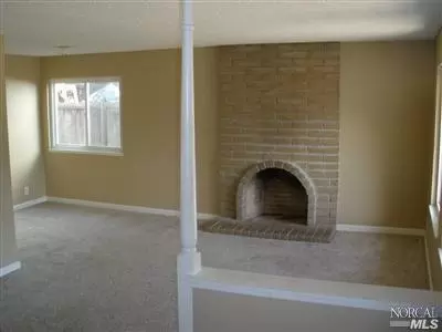 2661 Elmhurst Cir, Fairfield, CA 94533 photo 2