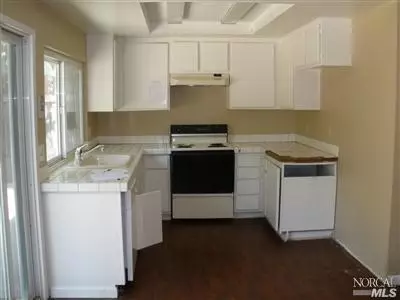 2661 Elmhurst Cir, Fairfield, CA 94533 photo 3