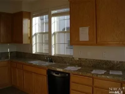 2702 Tribeca Pl, Fairfield, CA 94533 photo 5