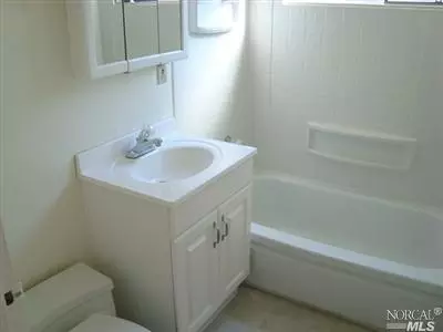 112 Rae Ct, Vallejo, CA 94591 photo 9