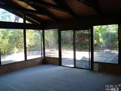 112 Rae Ct, Vallejo, CA 94591 photo 4
