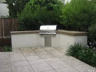 106 Refosco Ct, Vacaville, CA 95687 photo 3