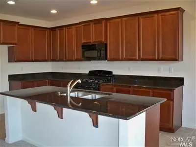 7239 Seaglass Dr, Vallejo, CA 94591 photo 2