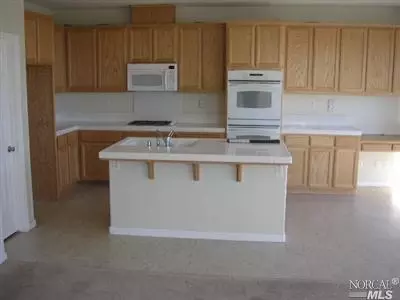 905 Griffith Dr, Dixon, CA 95620 photo 5