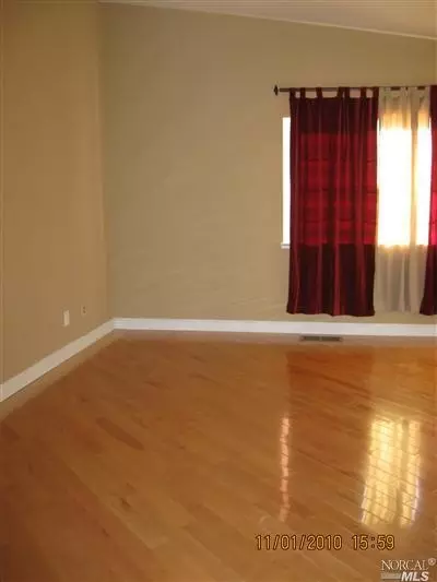 463 Robles Way, Vallejo, CA 94591 photo 5