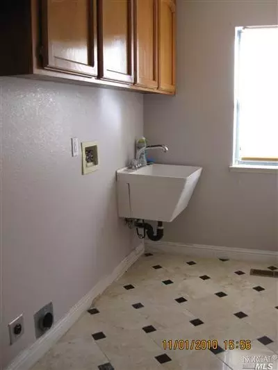 463 Robles Way, Vallejo, CA 94591 photo 9