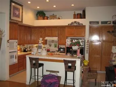 632 Pavilion Dr, Fairfield, CA 94534 photo 4