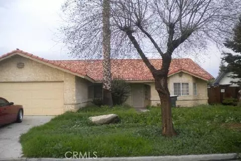 5237 E Hedges, Fresno, CA 93727 photo 1